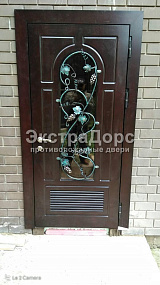 Противопожарные двери с решеткой от производителя в Лобне  купить